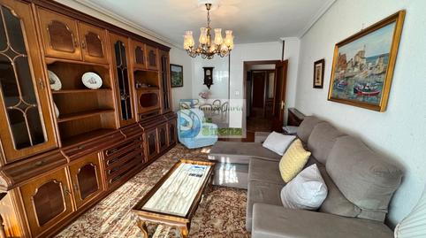 Foto 3 de Pis de lloguer a Calle de la Ronda, 2, Centro, Cantabria