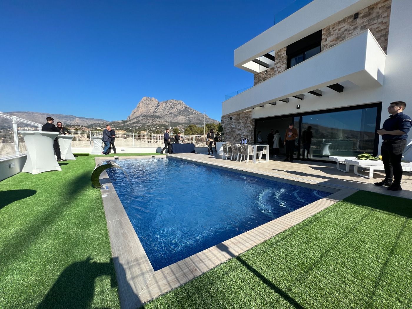 Piscina de Casa o xalet en venda en Finestrat amb Jardí privat, Terrassa i Piscina