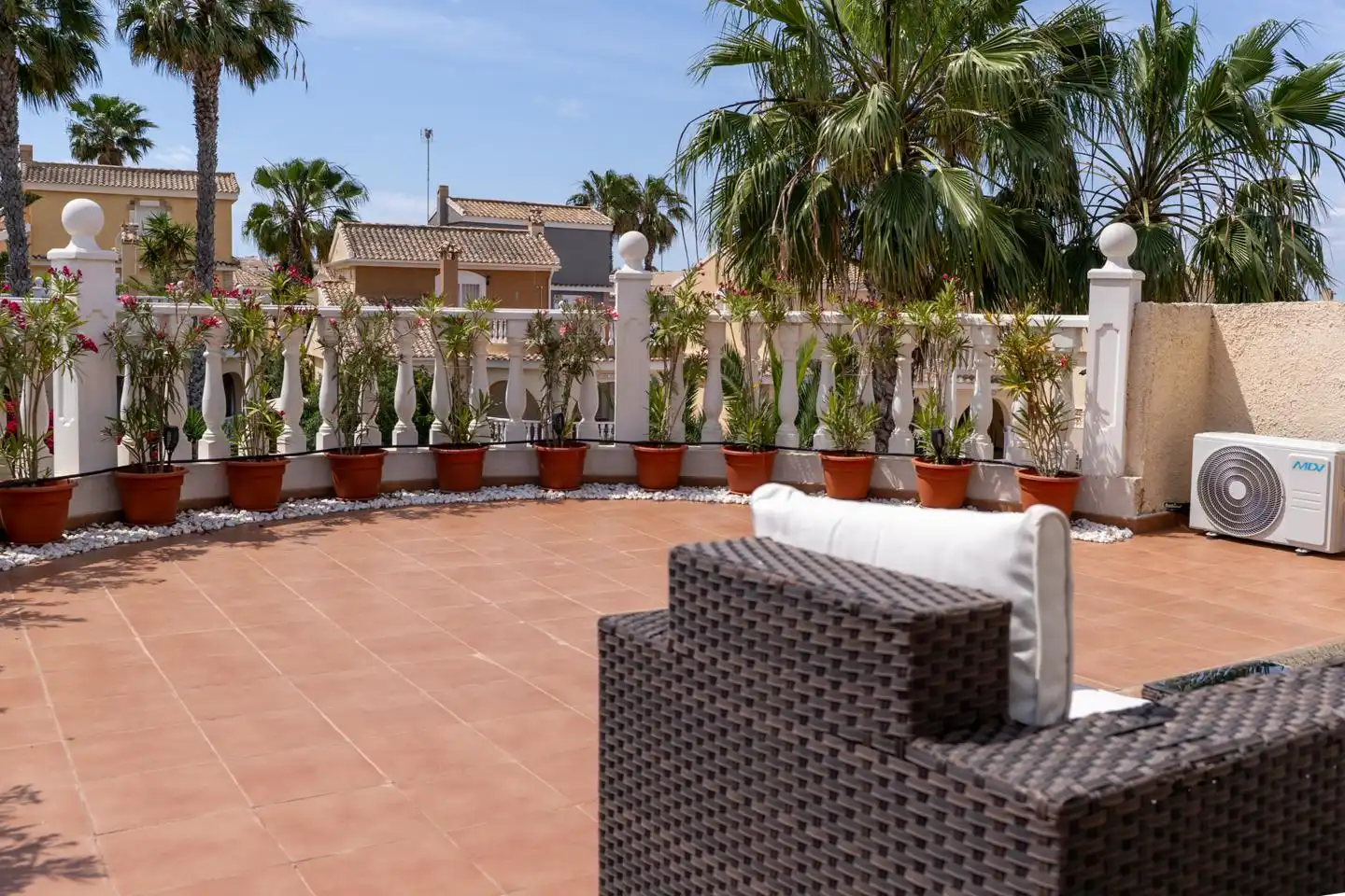Terrasse von Haus oder Chalet zum Verkauf in Santa Pola mit Klimaanlage, Privatgarten und Terrasse