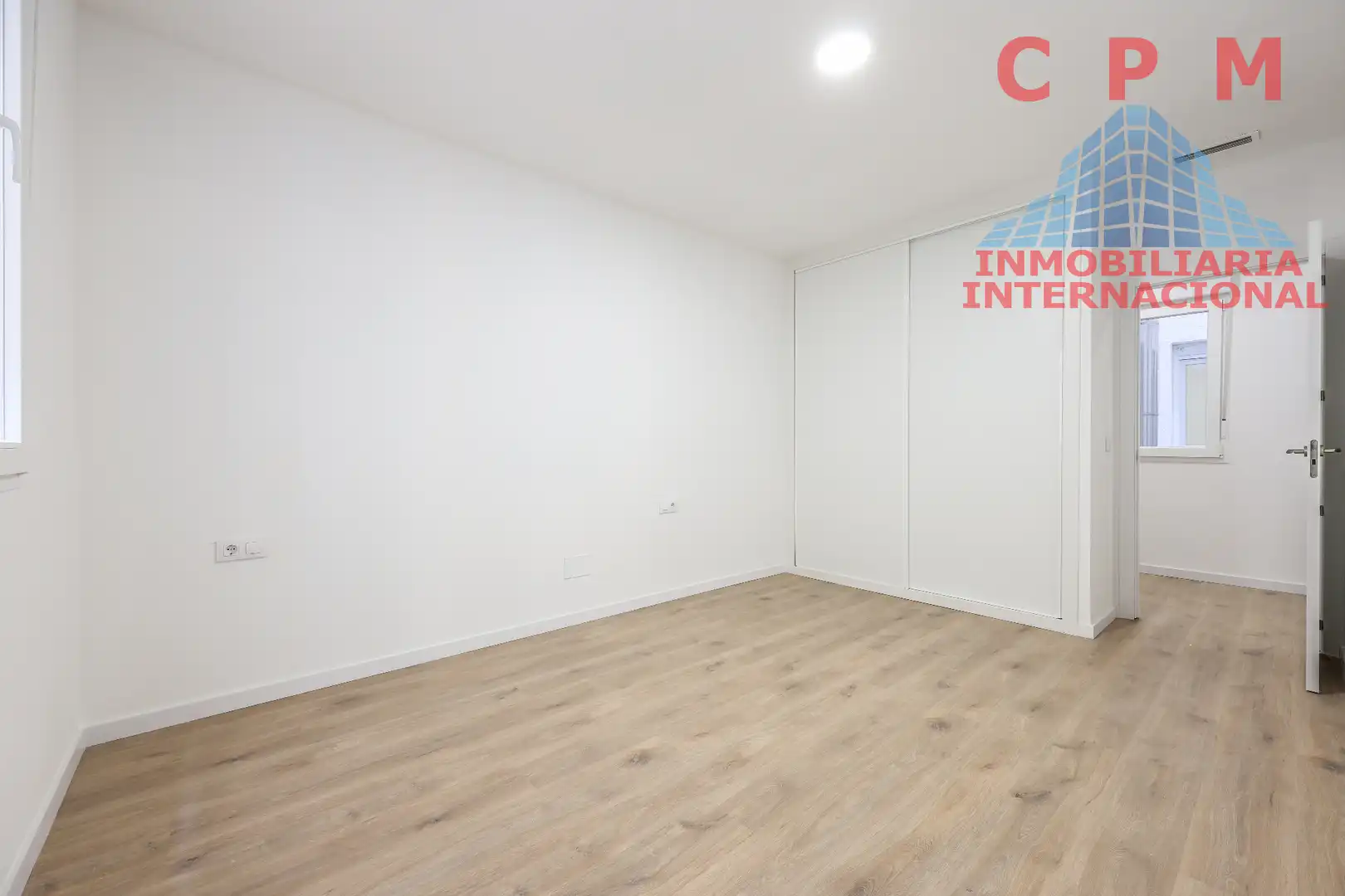 Schlafzimmer von Wohnung zur Miete in Madrid mit Klimaanlage, Heizung und Parkett
