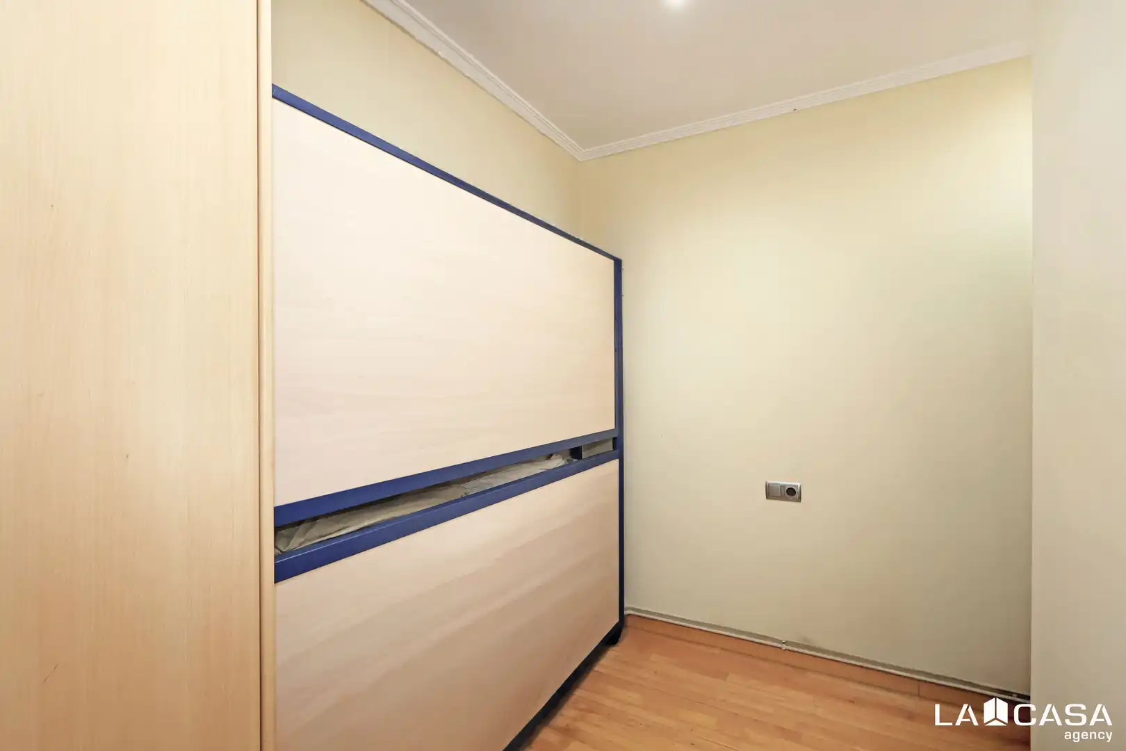 Habitación de Piso en venta en Barcelona con Balcón