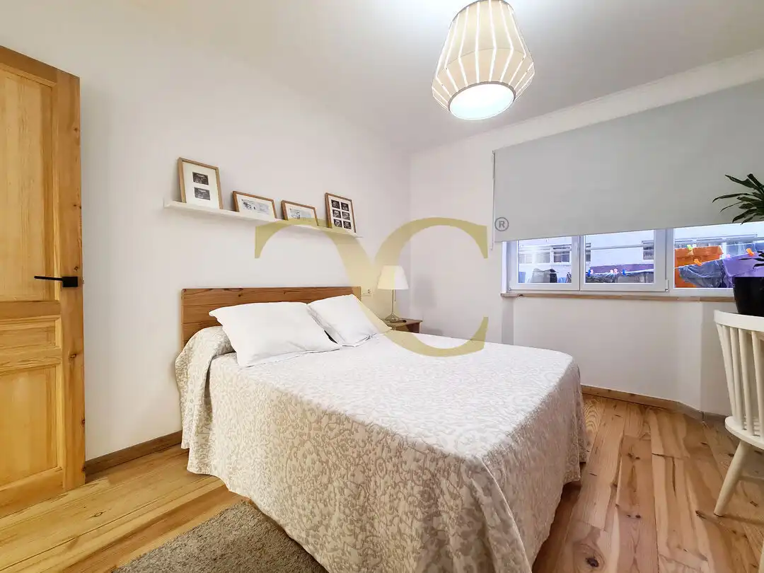 Habitación de Piso en venta en Gijón  con Calefacción, Terraza y Balcón