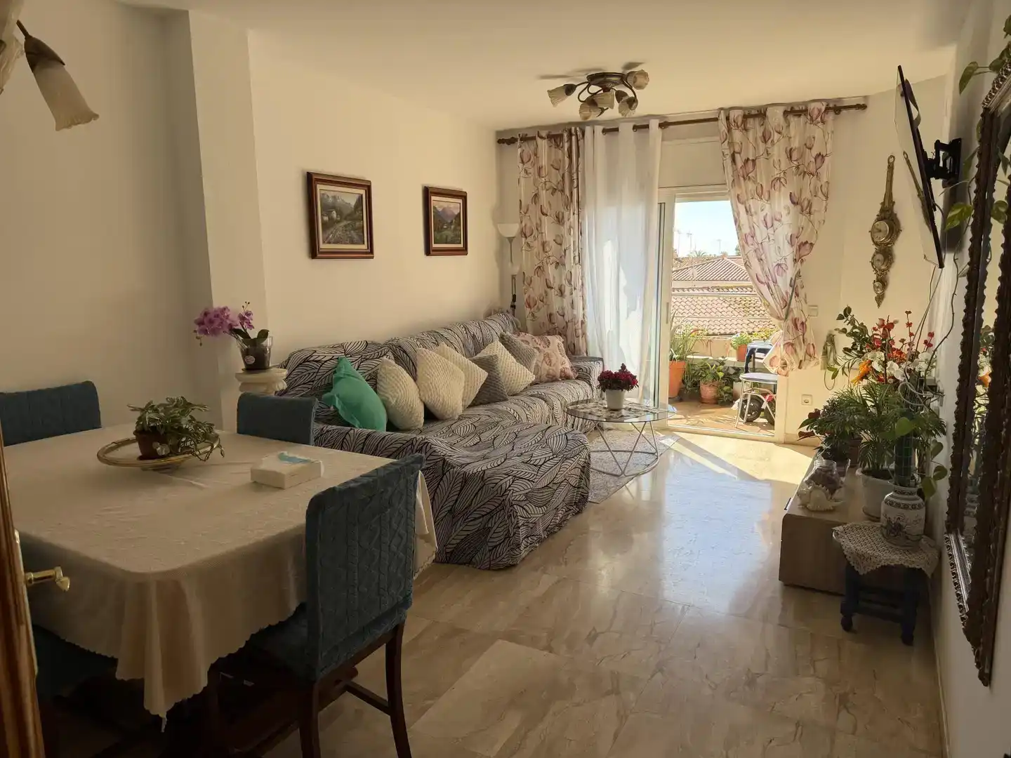 Living room of Flat for sale in Blanes  with Balcony