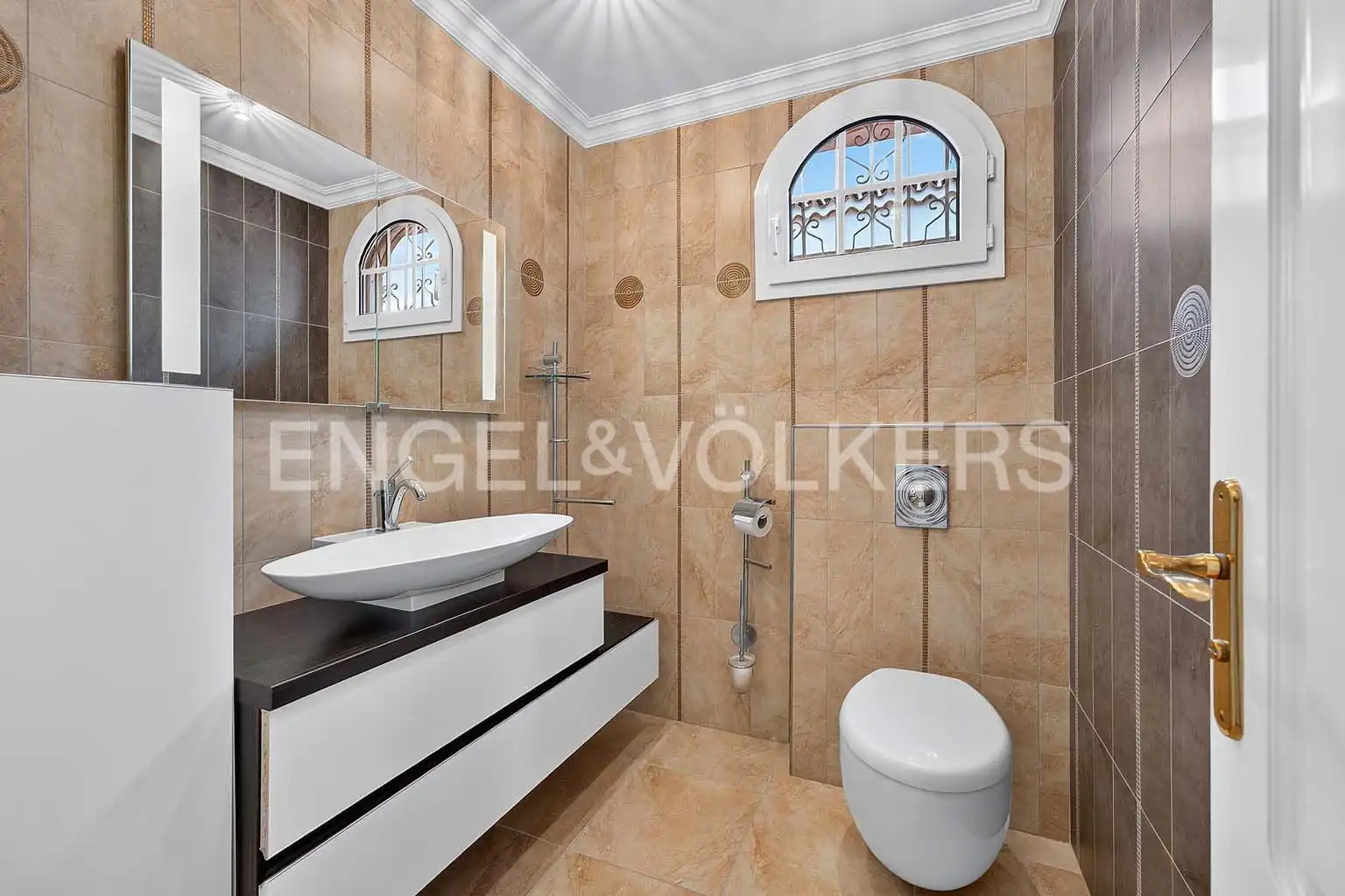 Bathroom of Houses for sale in Costa Adeje