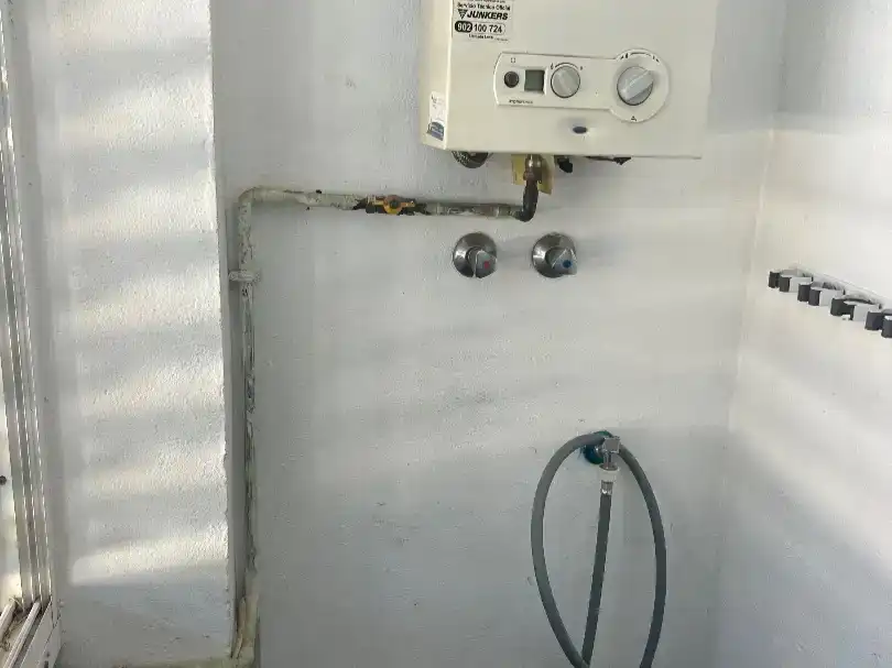 Bany de Pis en venda en Mairena del Aljarafe amb Aire condicionat