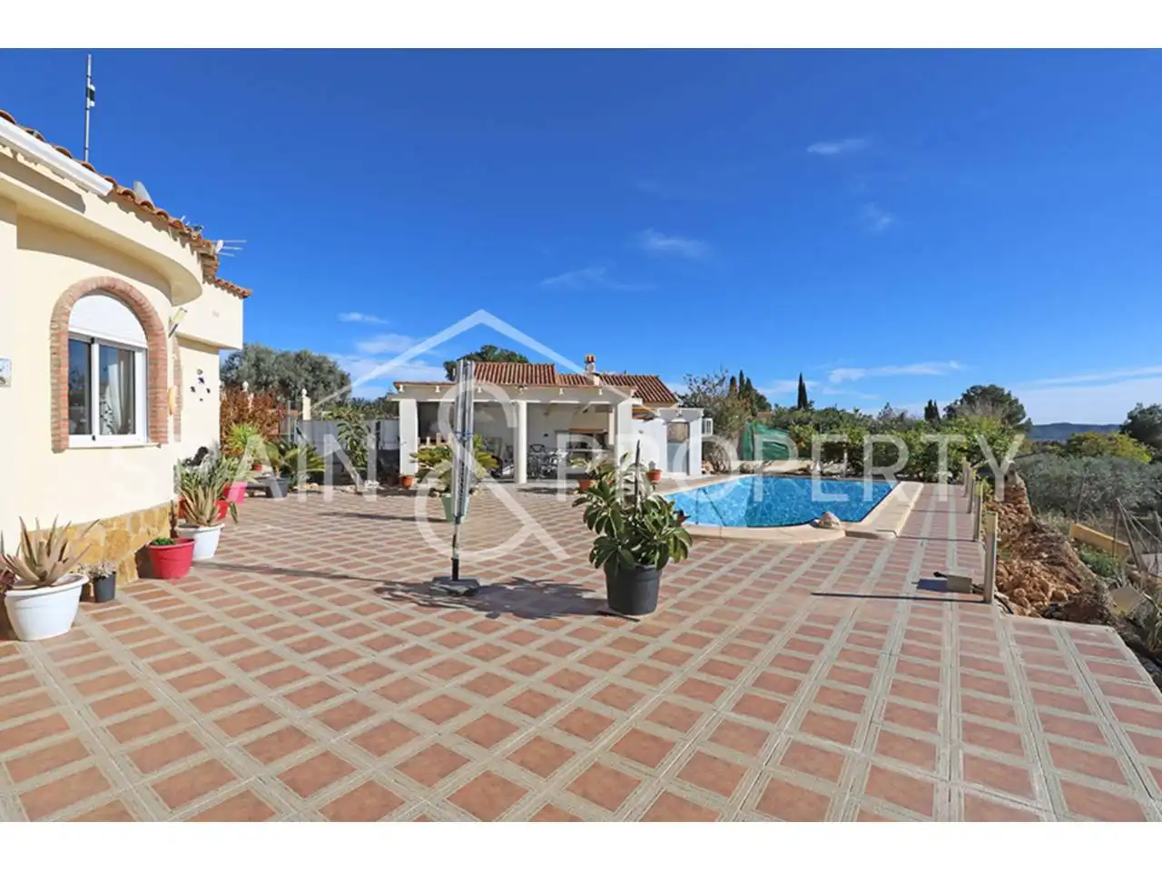 Villa avec piscine à vendre à Montroi / Montroy, imagen 4