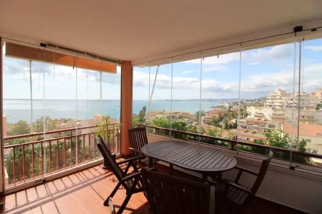 Terraza de Piso en venta en Benalmádena con Aire acondicionado, Terraza y Amueblado