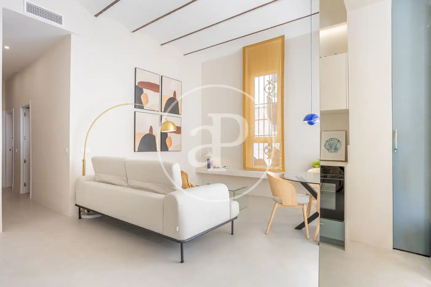 Sala d'estar de Pis de lloguer en Valencia amb Aire condicionat, Calefacció i Jardí privat