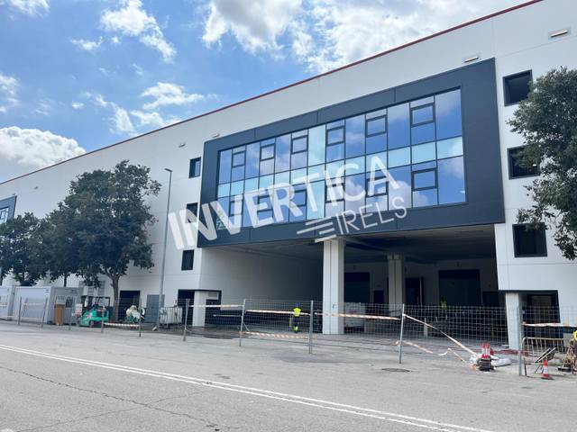 Nave industrial en Alquiler en Carretera del Mig, 144 en Centre