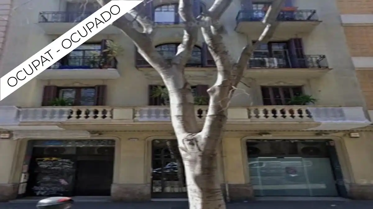Appartement compact avec terrasse à vendre à Eixample