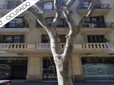 Apartamento con balcón en venta en Eixample