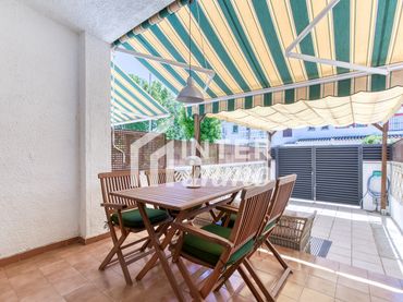 House for sale in Calle Ebre 19