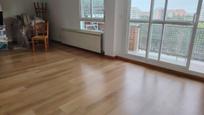 Sala d'estar de Pis en venda en  Zaragoza Capital amb Aire condicionat, Terrassa i Traster