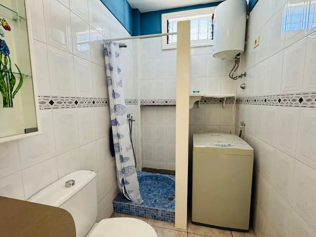 Bathroom of Apartments for rent in Arona