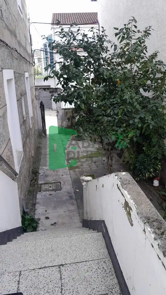 Vista exterior de Casa o chalet en venta en Ourense Capital  con Calefacción y Jardín privado
