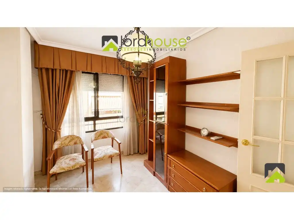 Piso con ascensor en venta en Calle Jose Mouliaa 55, imagen 28