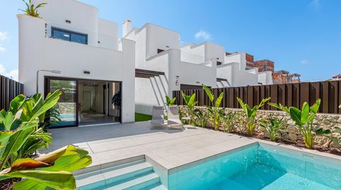 Foto 2 de Casa o chalet en venta en Mil Palmeras, Pilar de la Horadada