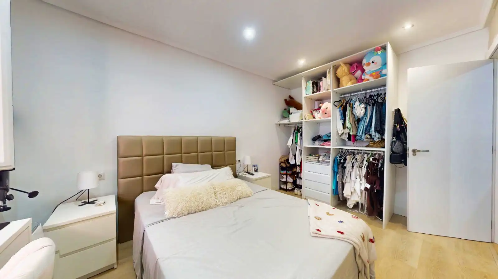 Bedroom of Flat for sale in Bilbao   with Heating