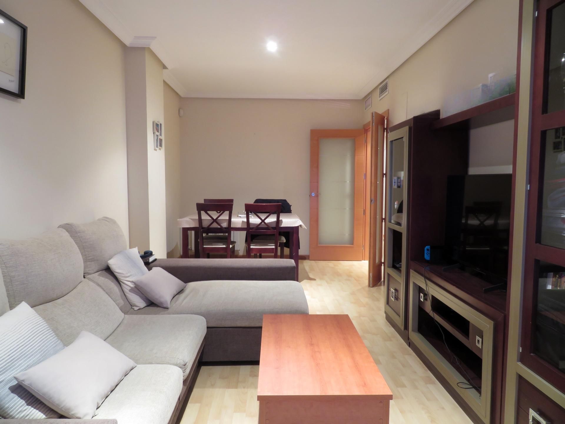 Living room of Apartment for sale in Badajoz Capital  with Air Conditioner, Heating and Private garden