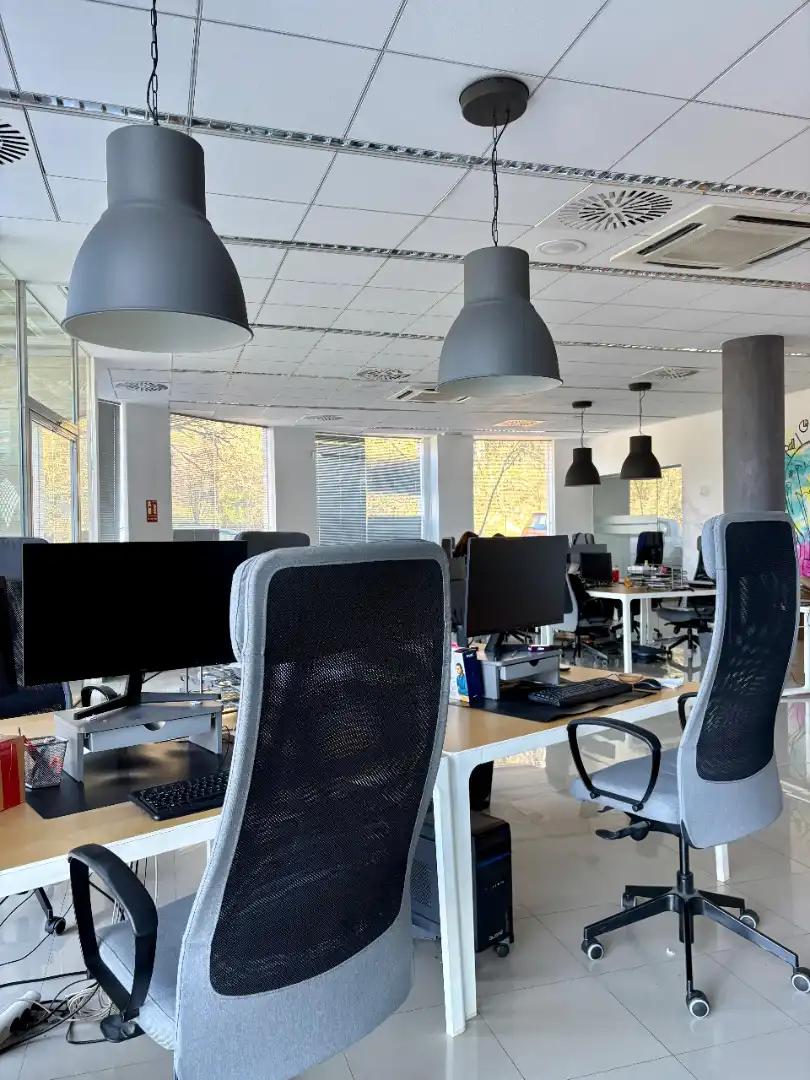 Business premises for sale in Periurbano Este - Campiña