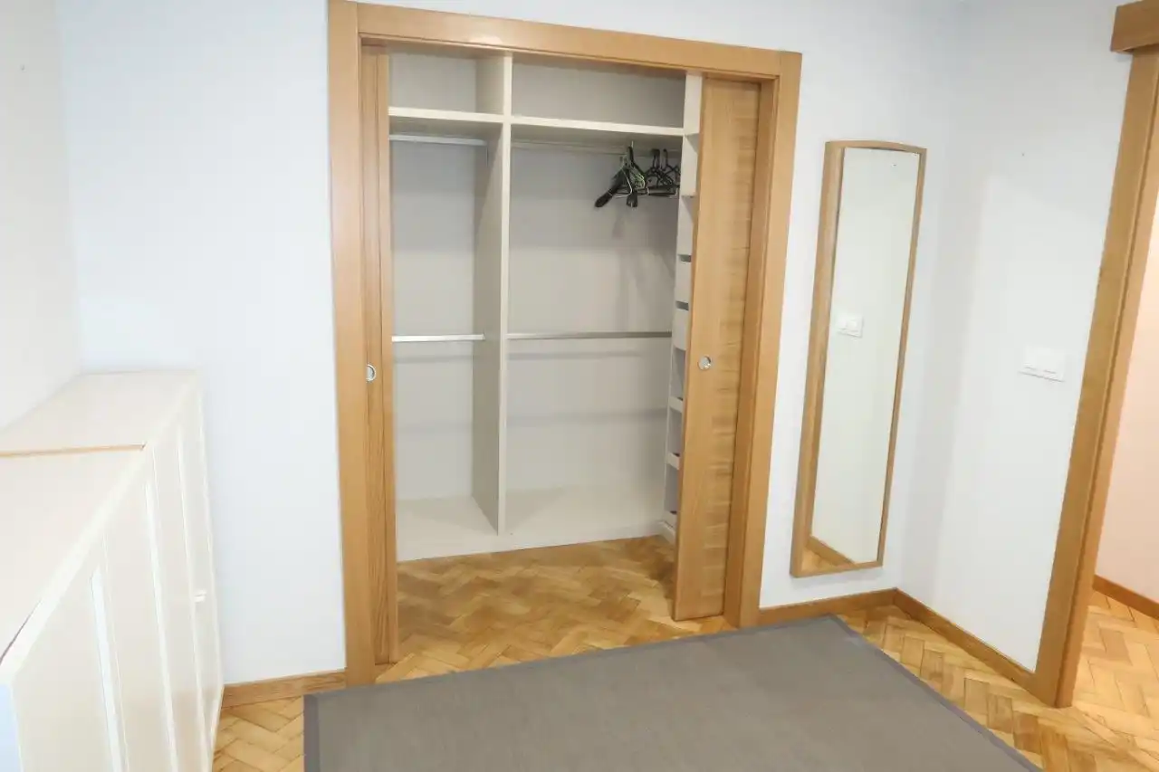 Piso con ascensor en venta en Almirante Romay, imagen 16