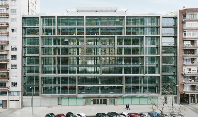 Oficina en Alquiler en Calle de Estébanez Calderón, 3 en Castillejos - Cuzco