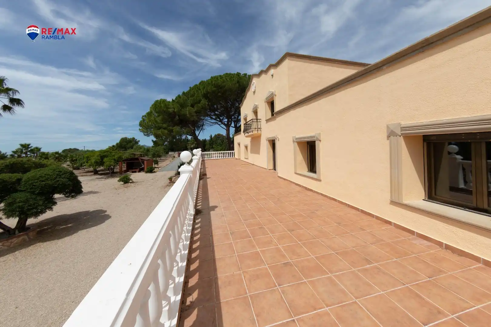 Exterior view of Houses for sale in Valls