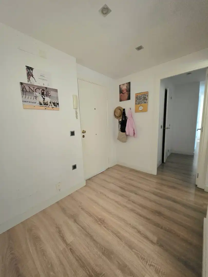 Flat for sale in Girona  with Air Conditioner, Heating and Terrace