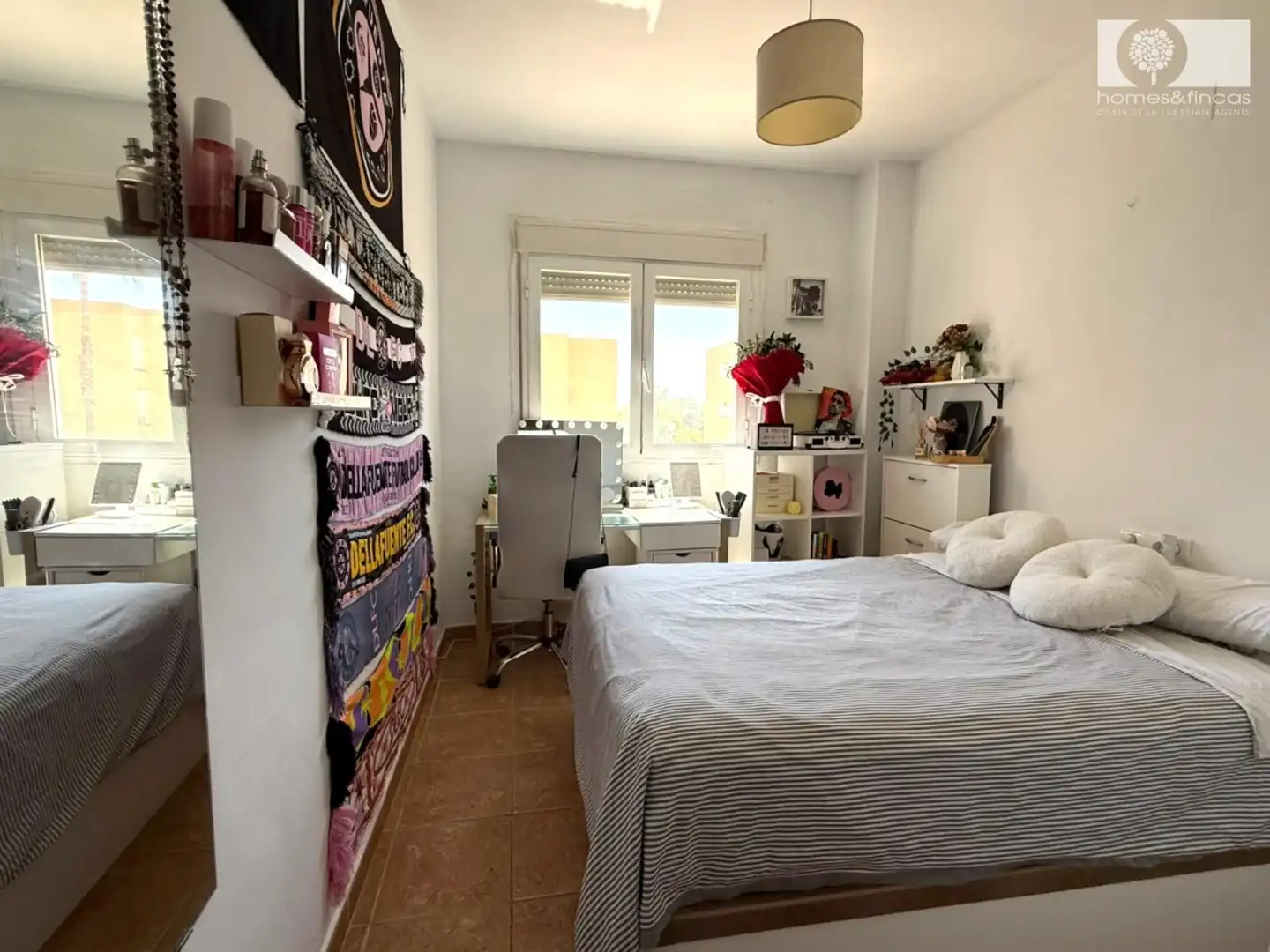 Bedroom of Flat for sale in Ayamonte  with Air Conditioner, Furnished and Community pool