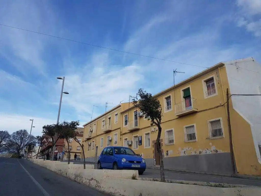 Flat for sale in C/ Santa Bárbara, Plaza Castelar - Mercado Central