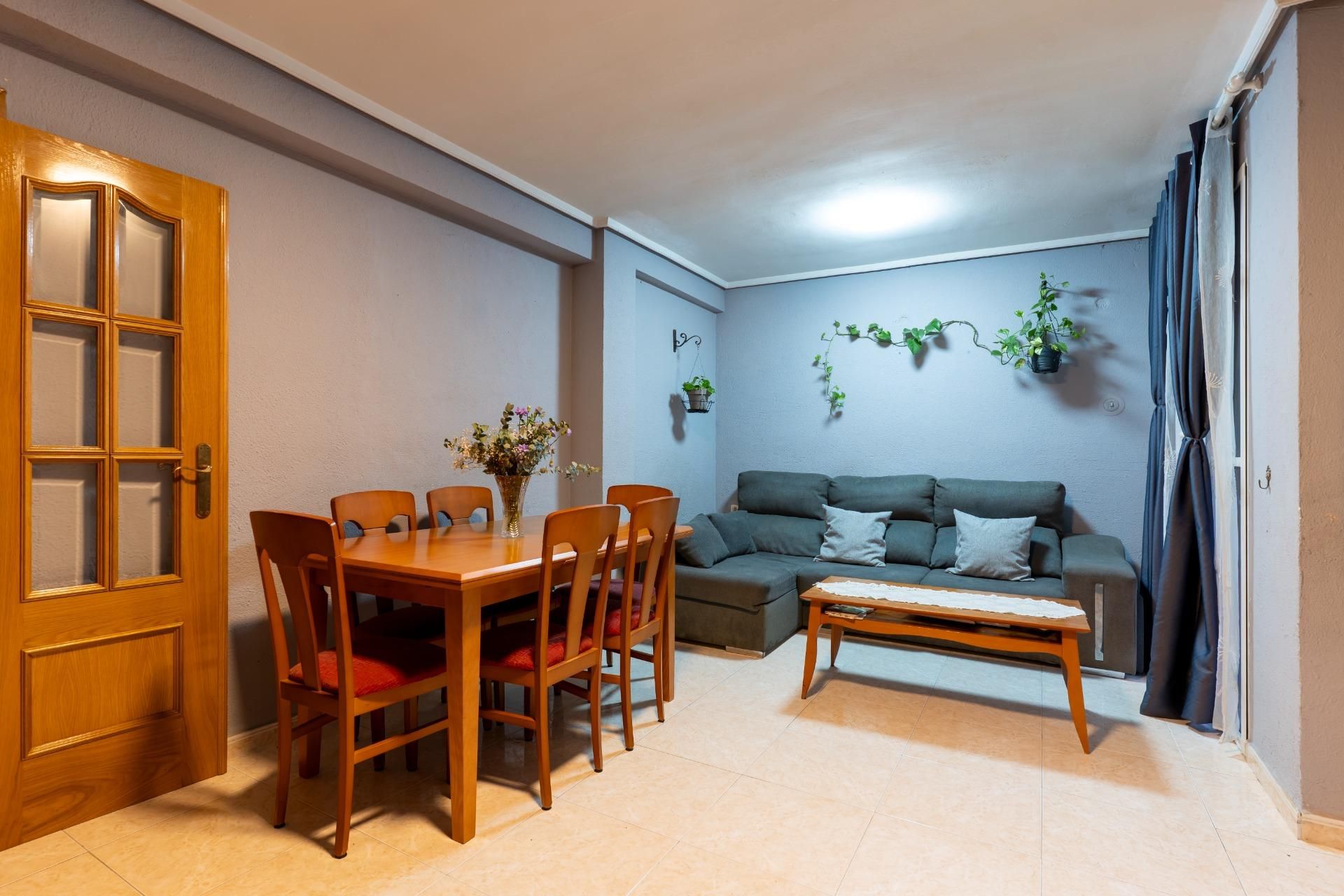 Sala d'estar de Pis en venda en  Valencia Capital amb Aire condicionat, Terrassa i Balcó