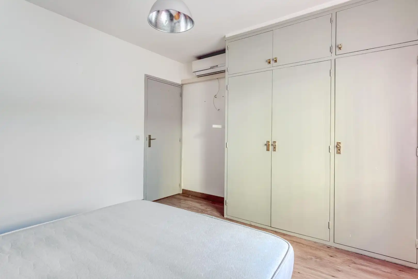 Habitación de Planta baja en venta en Roses con Aire acondicionado, Parquet y Terraza