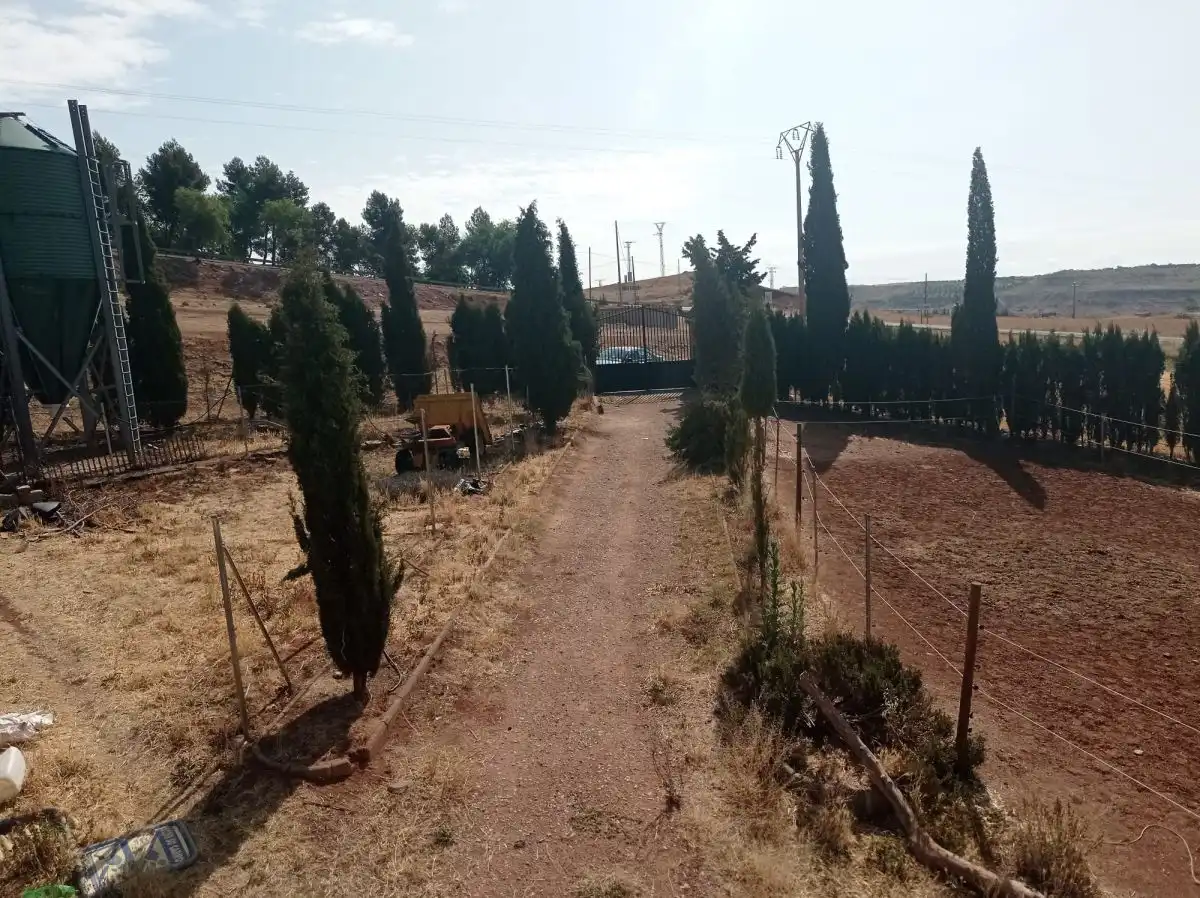 Country house zum Verkauf in Almedina
