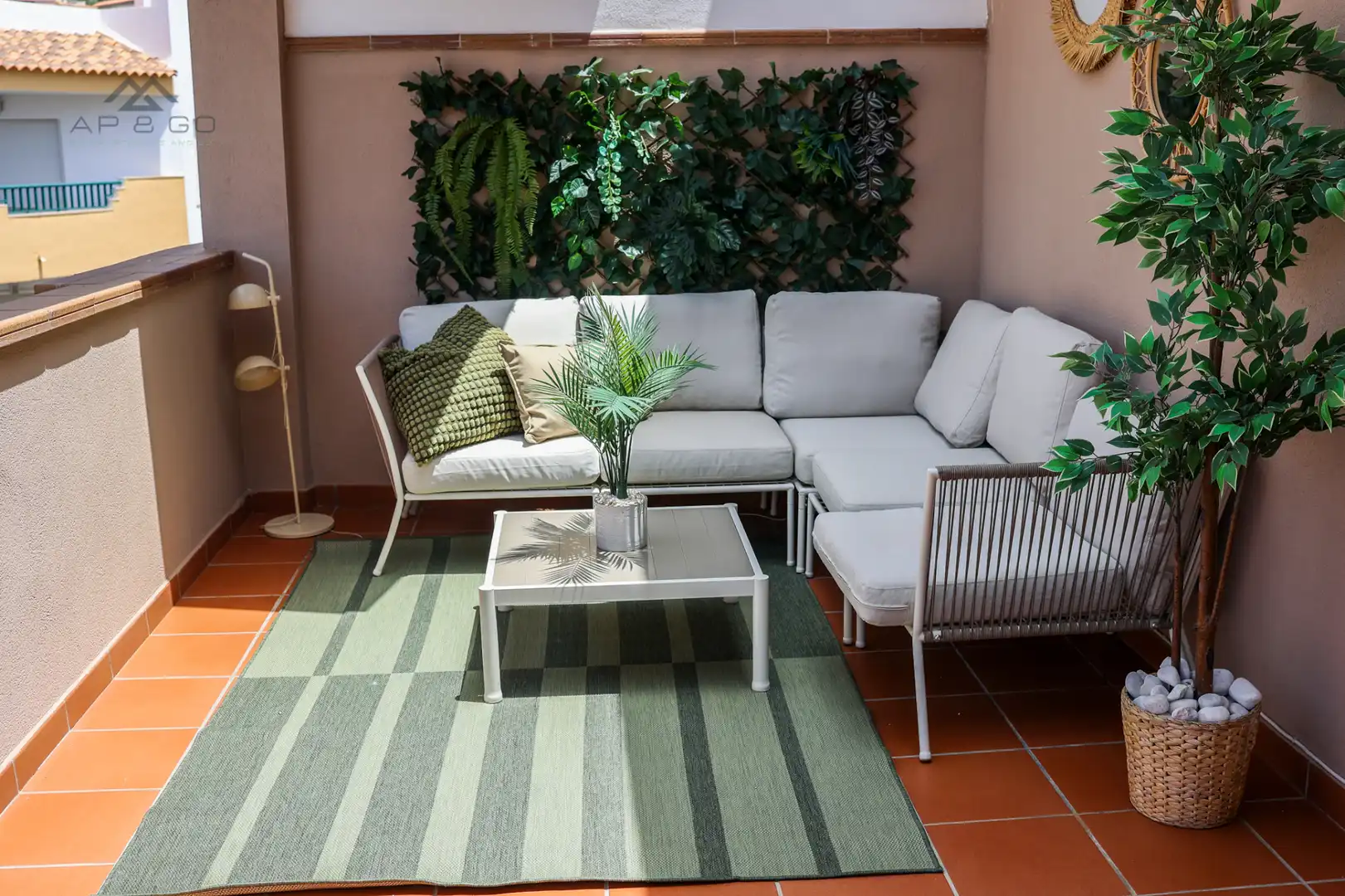 Terrasse von Dachboden zur Miete in Almuñécar mit Klimaanlage, Terrasse und Möbliert