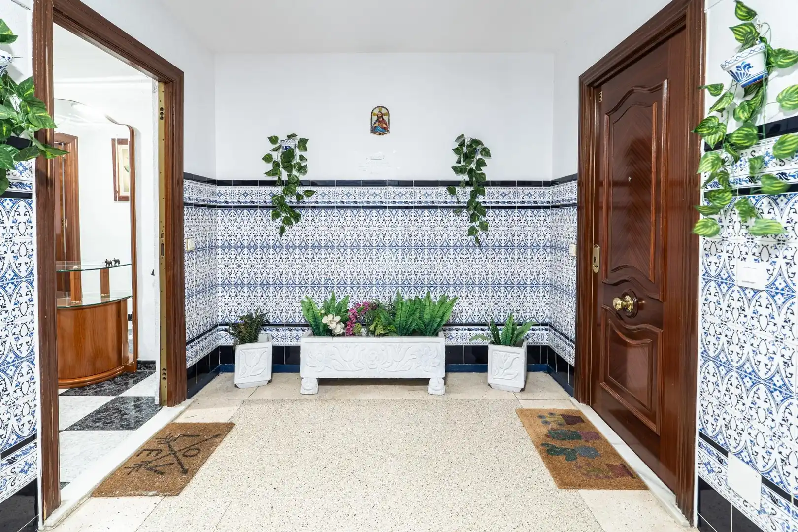 Flat for sale in  Sevilla Capital  with Air Conditioner