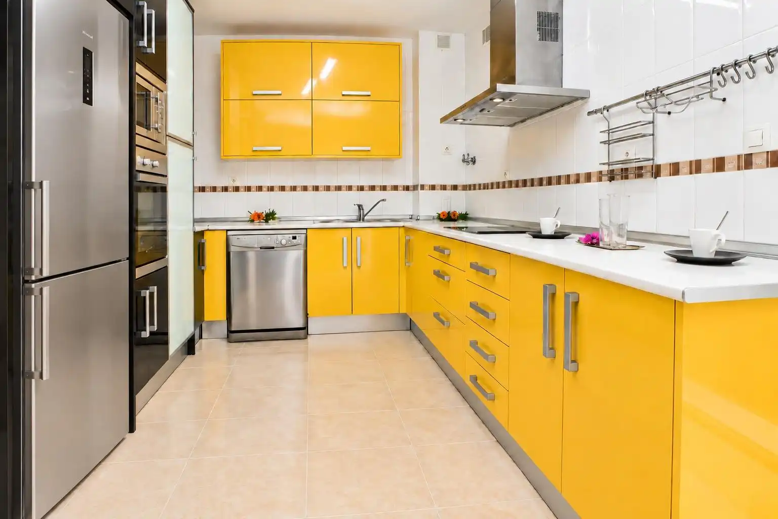 Appartamento con piscina in vendita a Avenida HISPANIDAD DE LA (CB), imagen 15