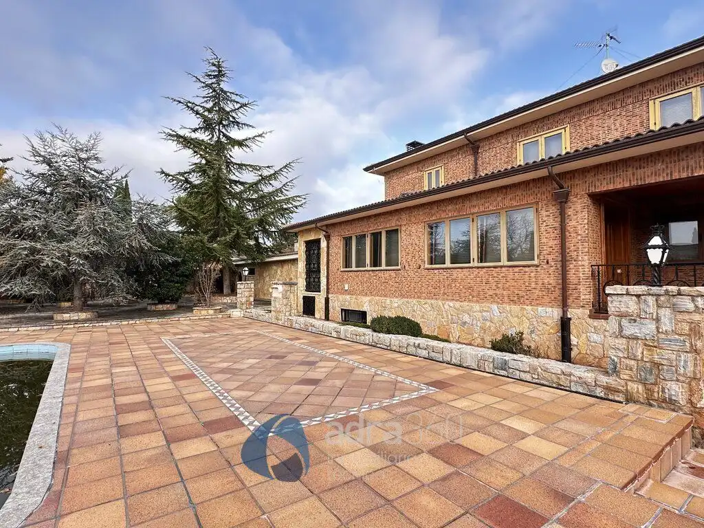 Exterior view of Houses for sale in Lardero  with Air Conditioner, Heating and Private garden