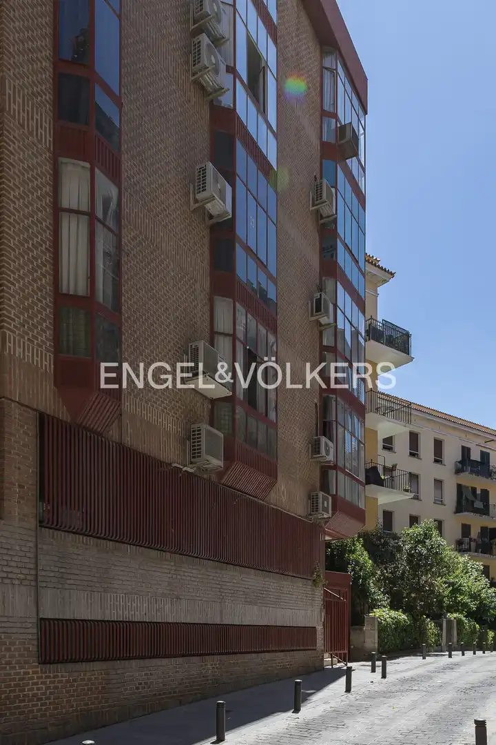 Vista exterior de Piso en venta en Madrid con Aire acondicionado, Calefacción y Parquet