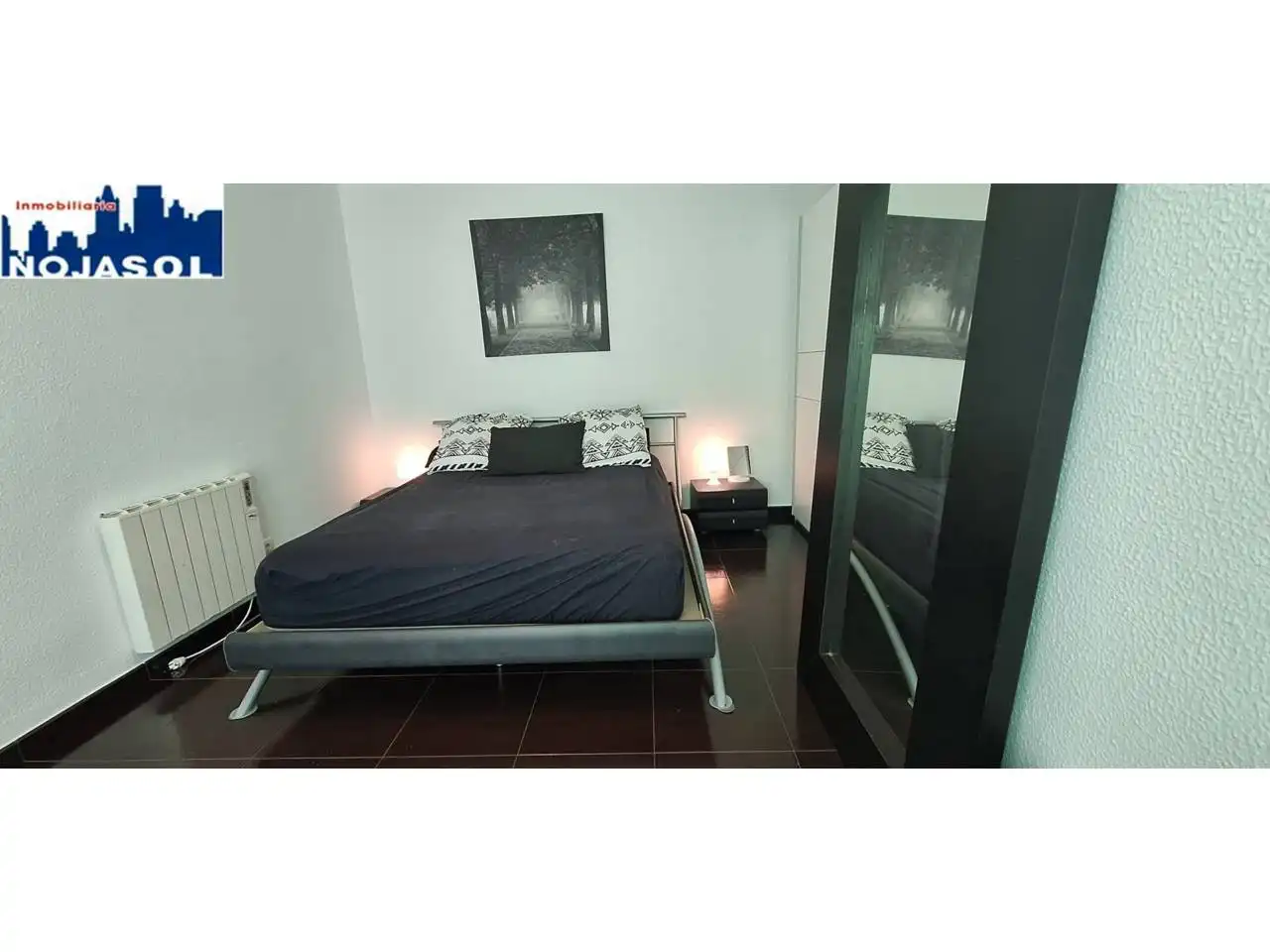 Dormitori de Apartament de lloguer en Noja amb Calefacció, Terrassa i Moblat