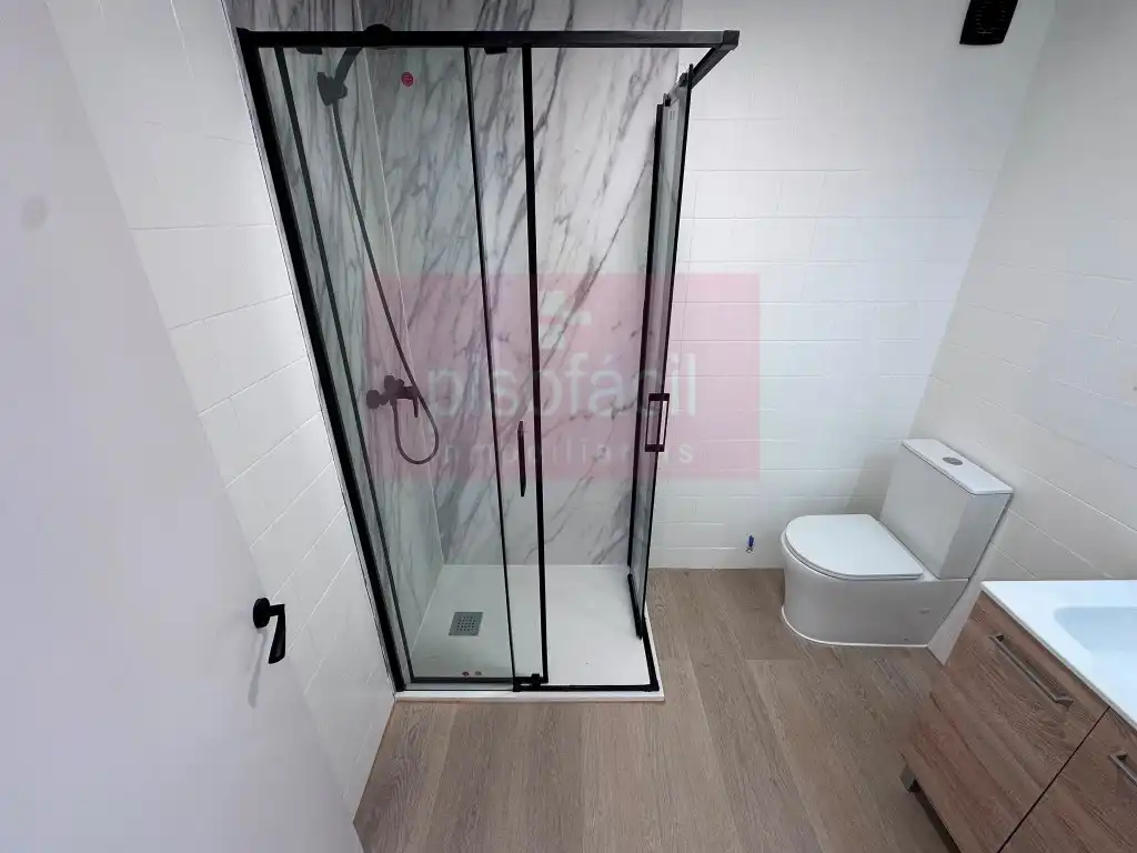 Baño de Piso en venta en Lugo