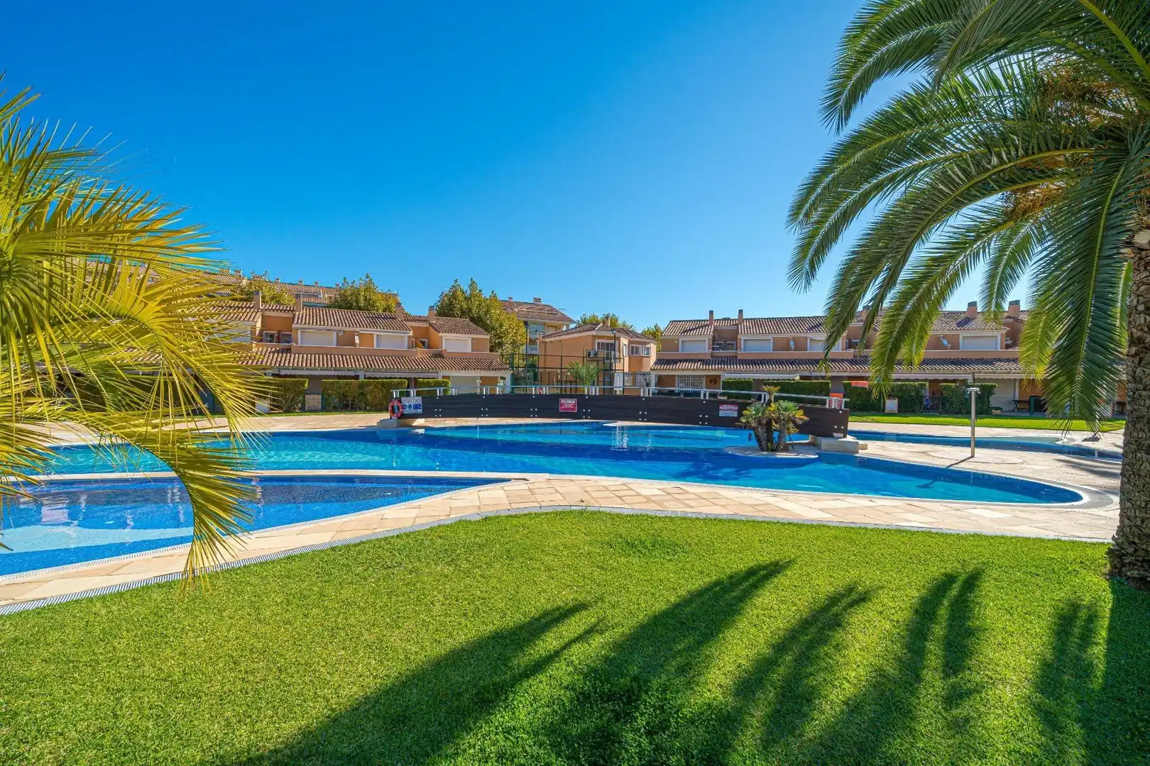 Appartement compact avec piscine à vendre à Montañar - El Arenal