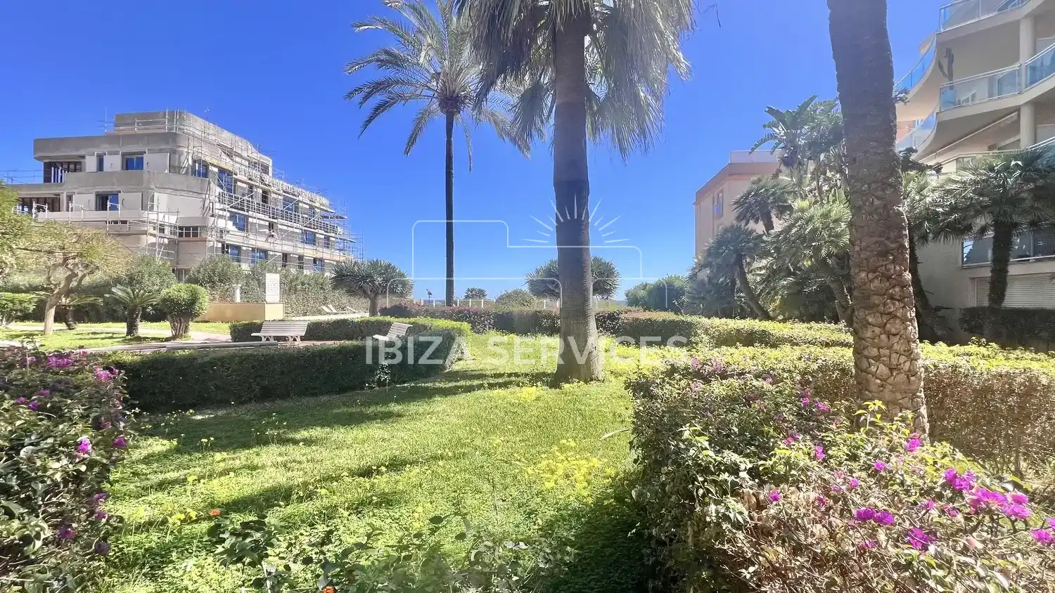 Pis en venda en Eivissa amb Aire condicionat, Jardí privat i Piscina