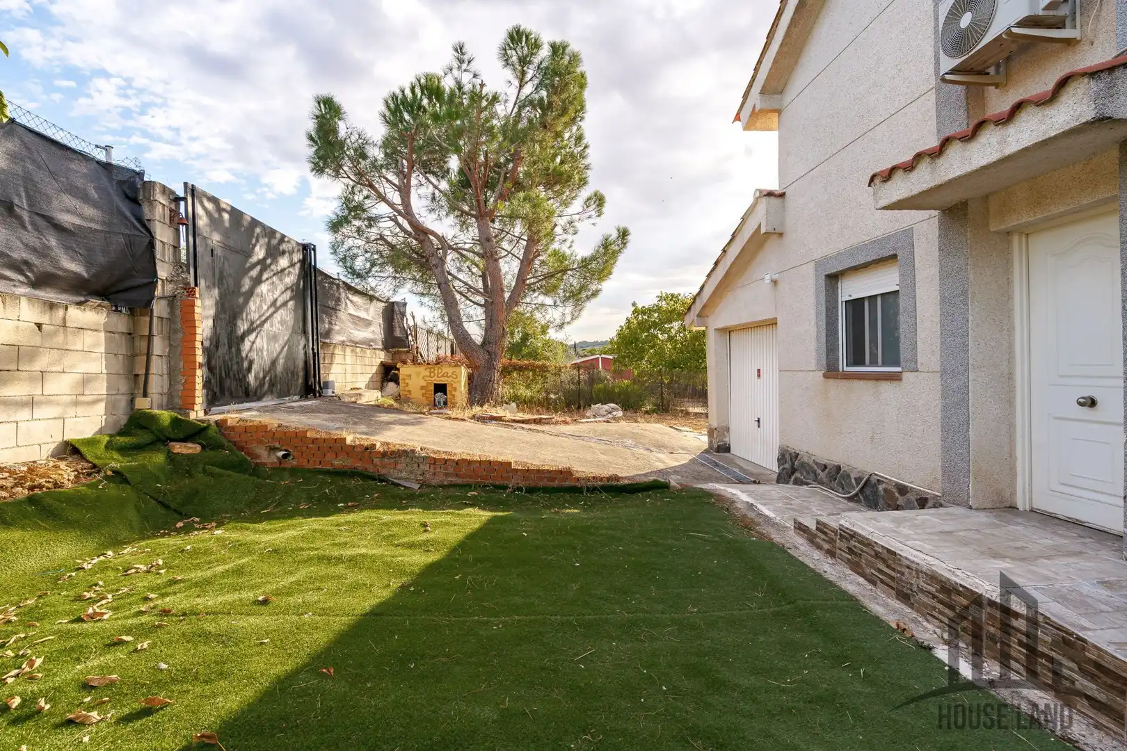 Haus oder Chalet zum Verkauf in Uceda mit Privatgarten und Schwimmbad