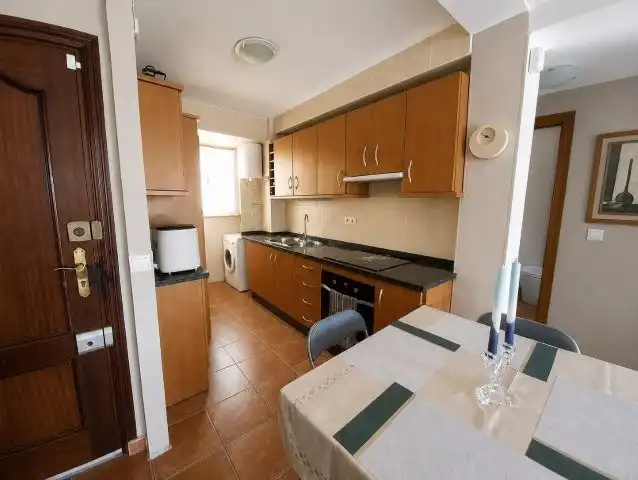 Piso con ascensor en venta en San Luis de Sabinillas, imagen 4