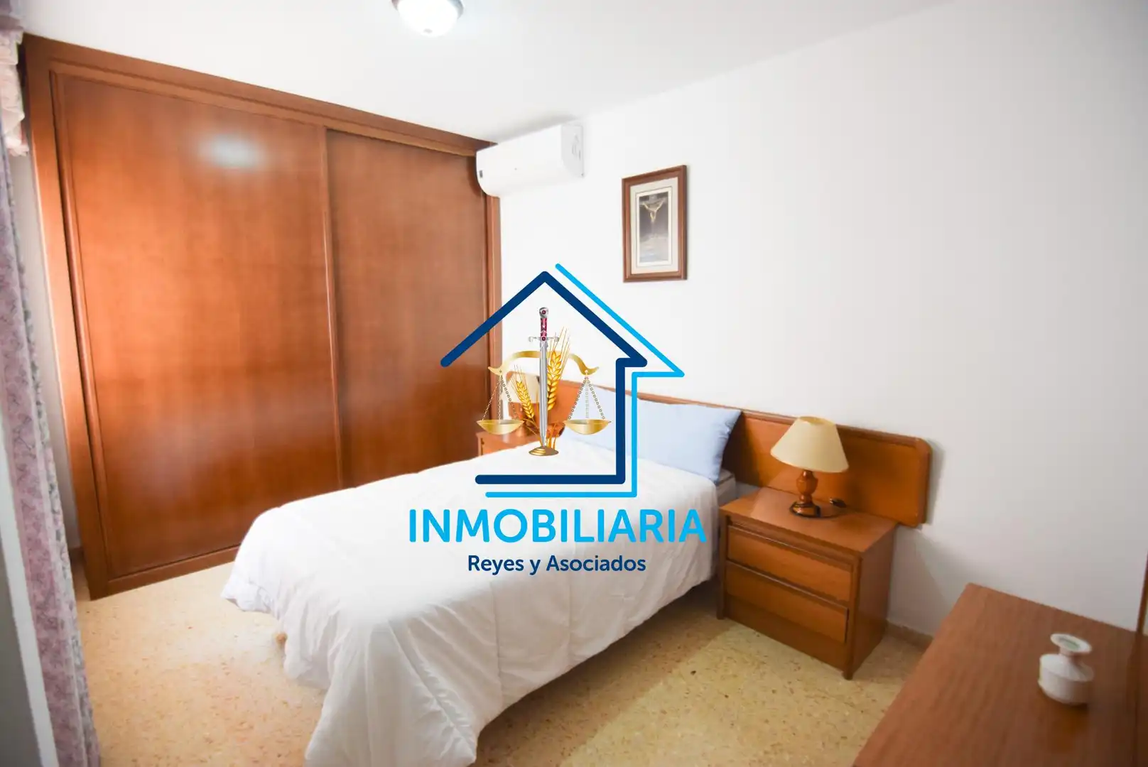 Schlafzimmer von Wohnung zum Verkauf in Córdoba mit Klimaanlage