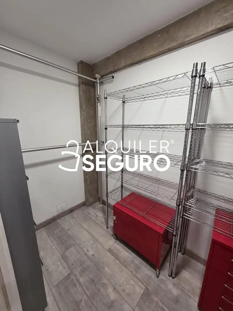 Flat for rent in Bilbao   with Heating and Furnished