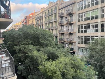 Wohnung mit Balkon zum Verkauf in Carrer de Provença