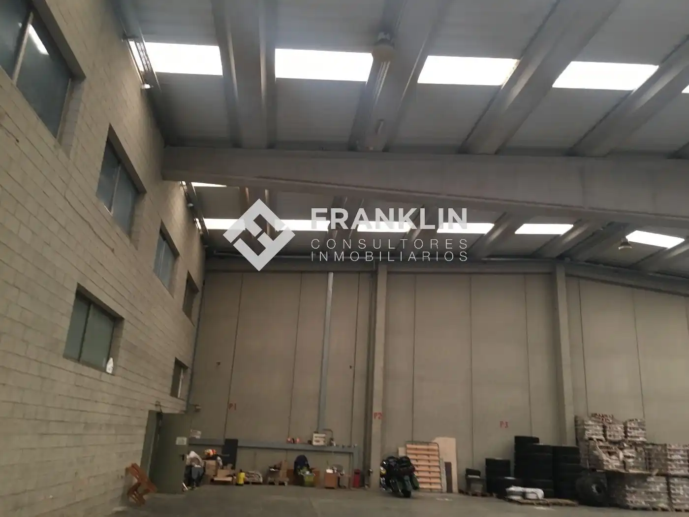 Industrial buildings for rent in Carrer Acústica, 2