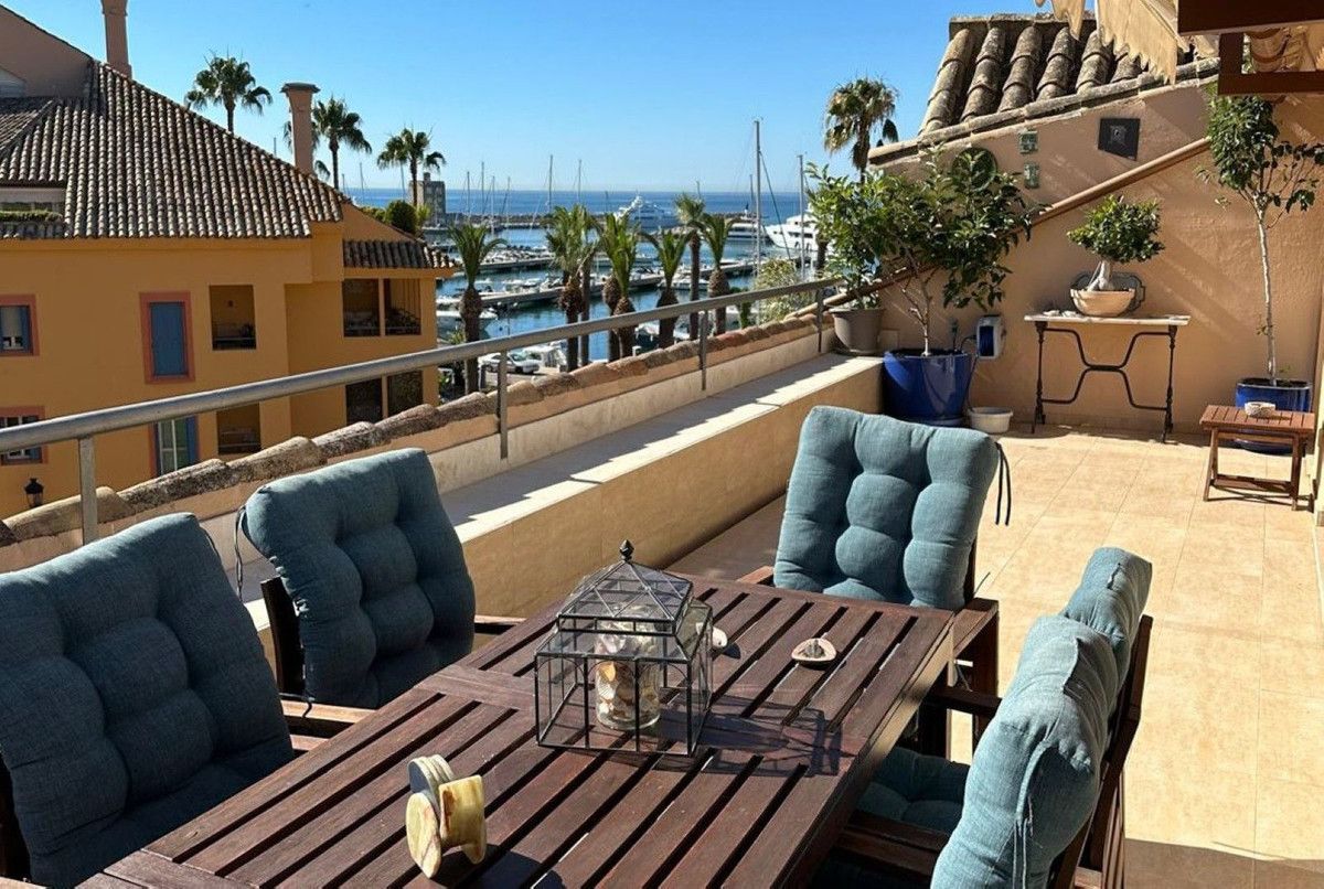 Terrassa de Àtic en venda en Sotogrande amb Aire condicionat, Jardí privat i Terrassa