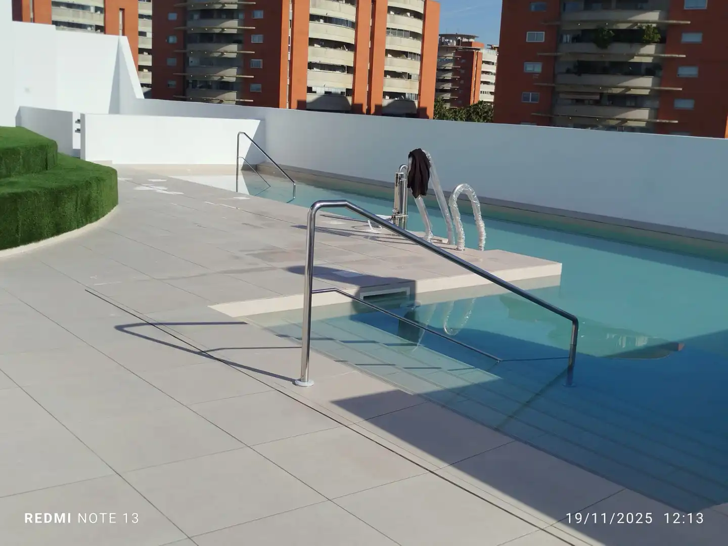 Swimming pool of Attic for sale in Sevilla  with Air Conditioner, Heating and Parquet flooring